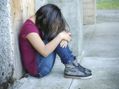 姑娘为躲逼婚天天干这事结果进了医院