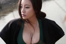 女人有这一举动暗示她很善变