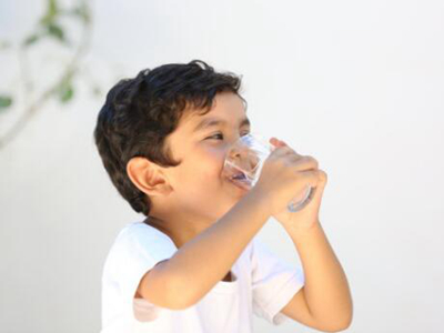 小儿发烧这几种降温方式可有效退烧？