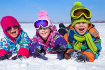 下雪了让孩子们尽情玩耍吧