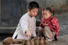 如何教导孩子把泥巴玩成泥塑？