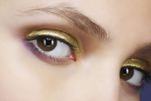 过期的眼影用什么方法能够变废为宝