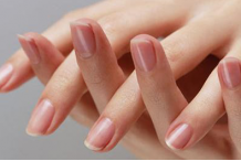 指甲上的月牙数量等于你的健康状况吗？